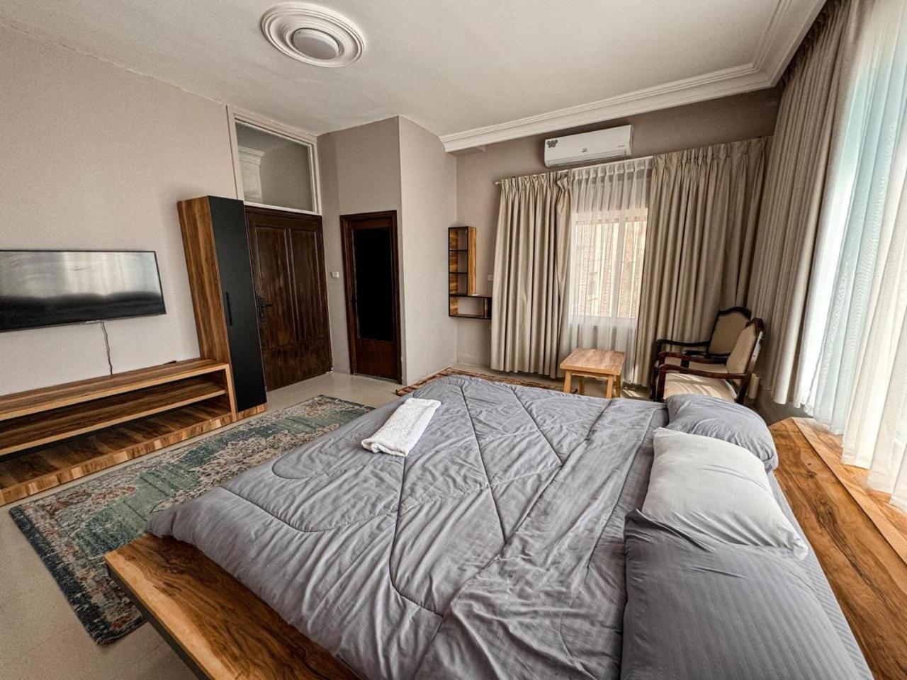 Beit Ahlan Hotel Amman Exterior photo