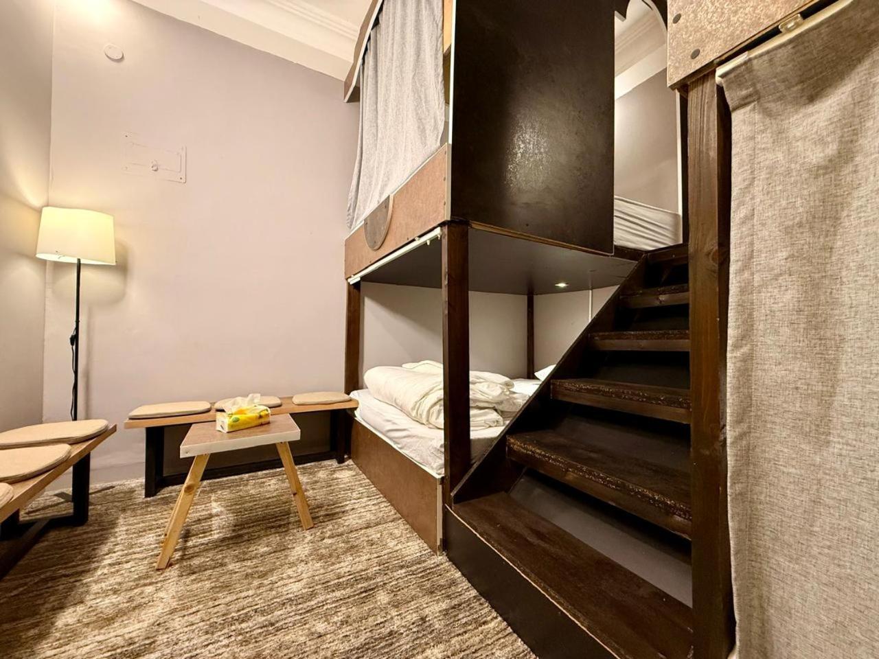 Beit Ahlan Hotel Amman Exterior photo