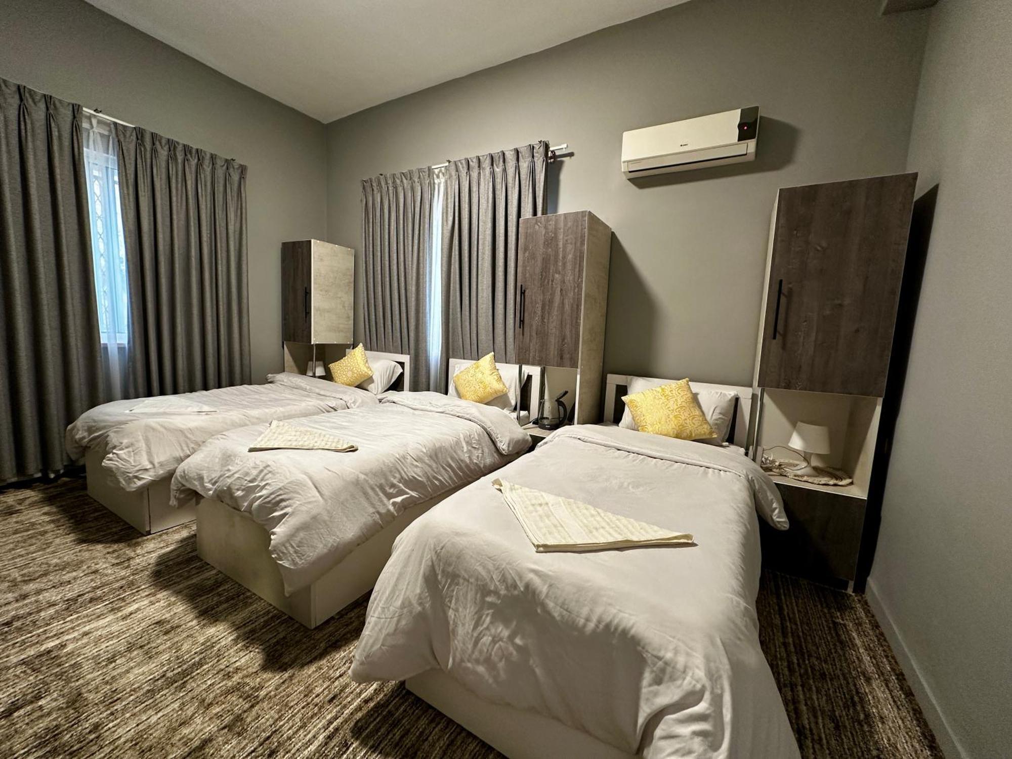 Beit Ahlan Hotel Amman Exterior photo